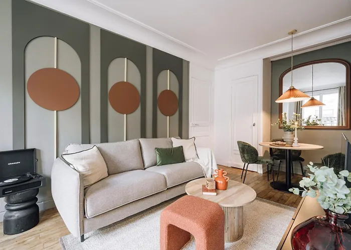 Firuze - 1 A Louvre Paris